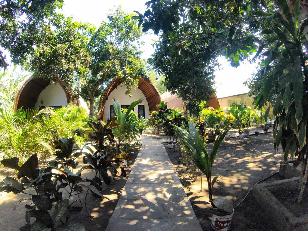 Ina Gili Guesthouse Gili Air Exterior photo